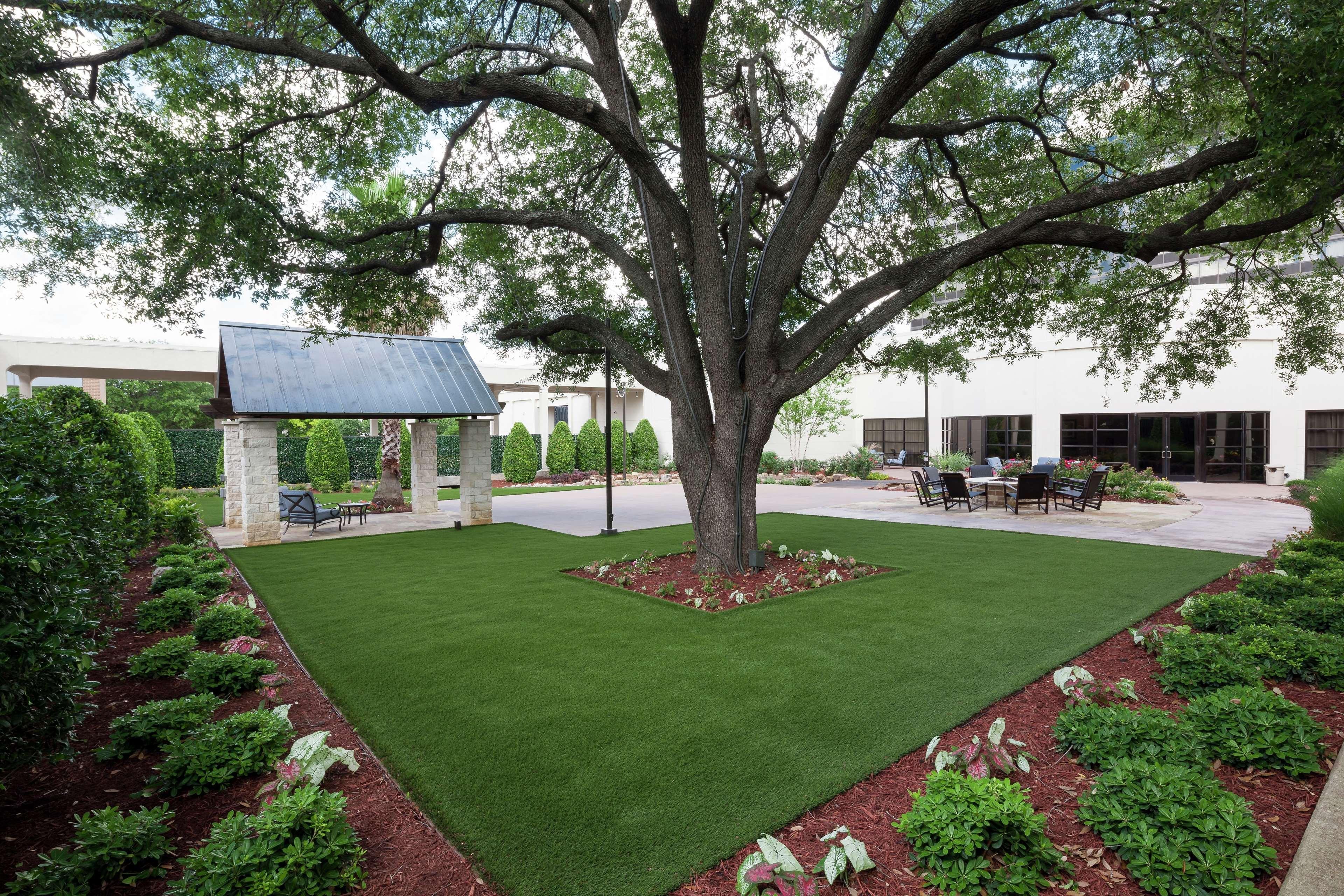Hilton Waco Hotel Exterior foto