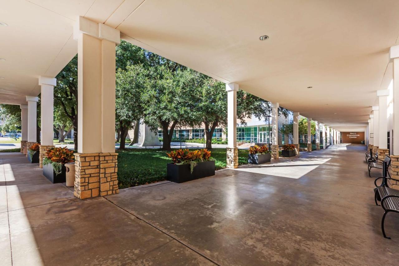 Hilton Waco Hotel Exterior foto